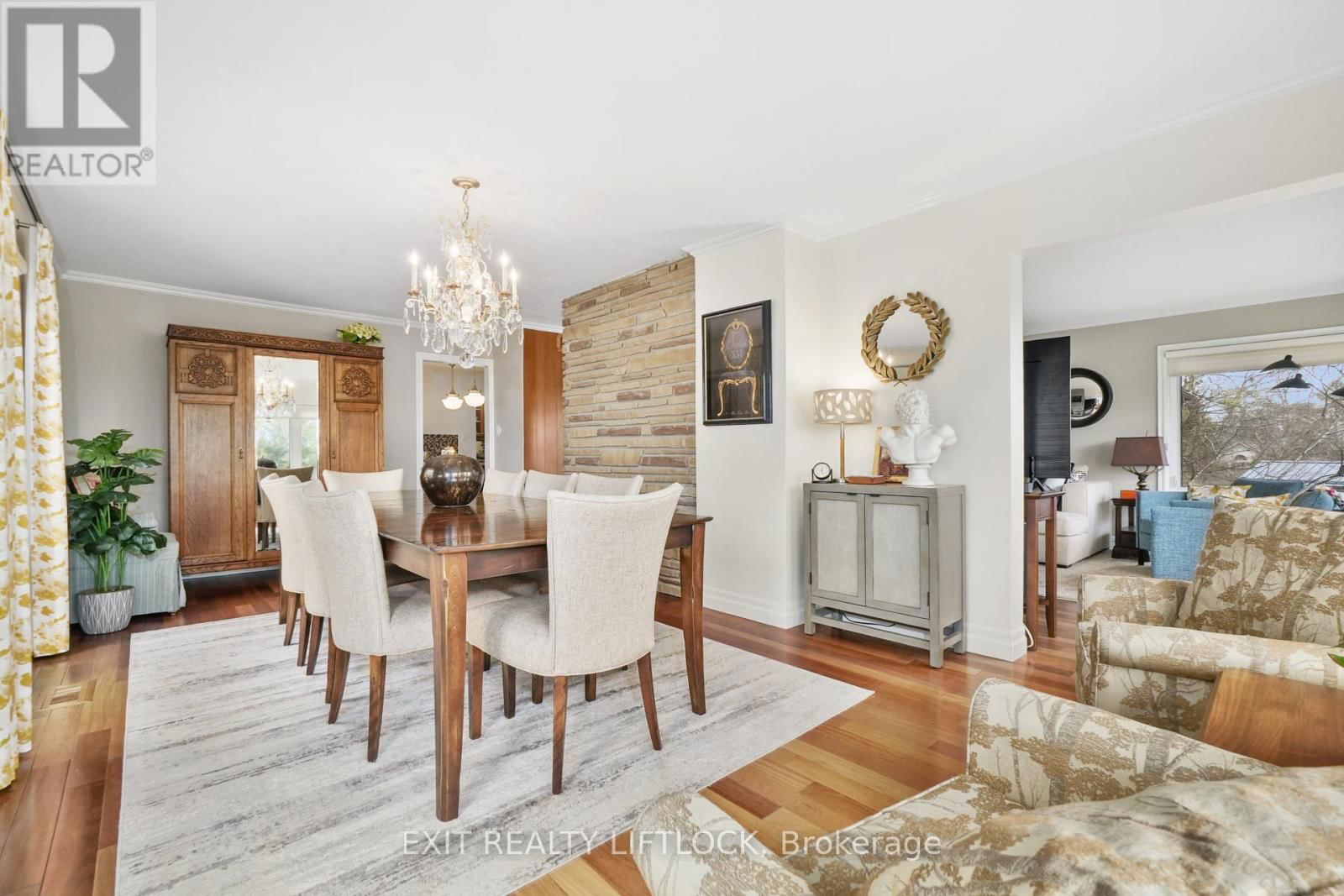 78 EDGEWOOD ROAD Image 19
