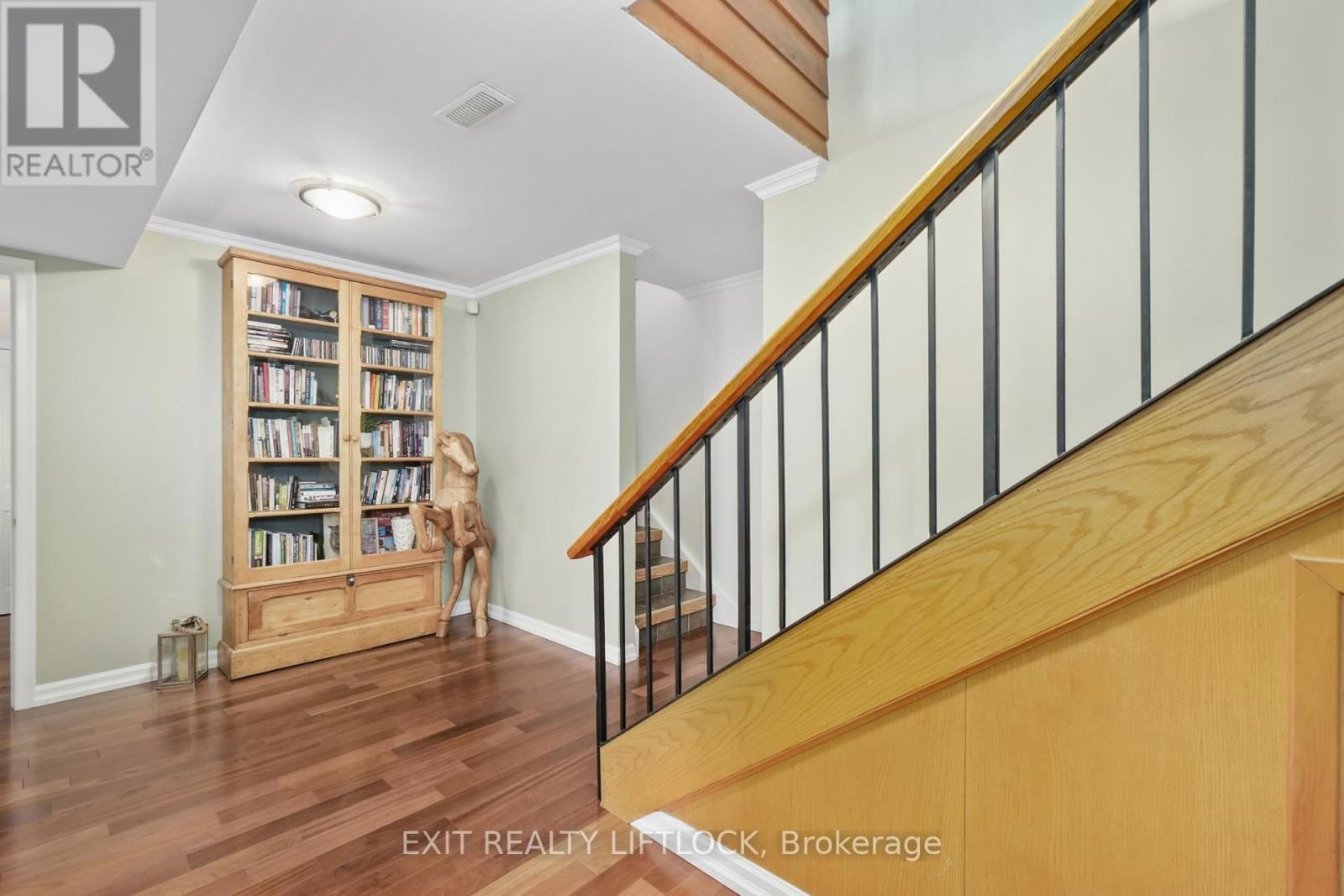 78 EDGEWOOD ROAD Image 33