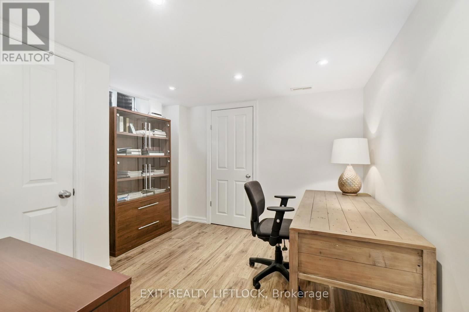 78 EDGEWOOD ROAD Image 36