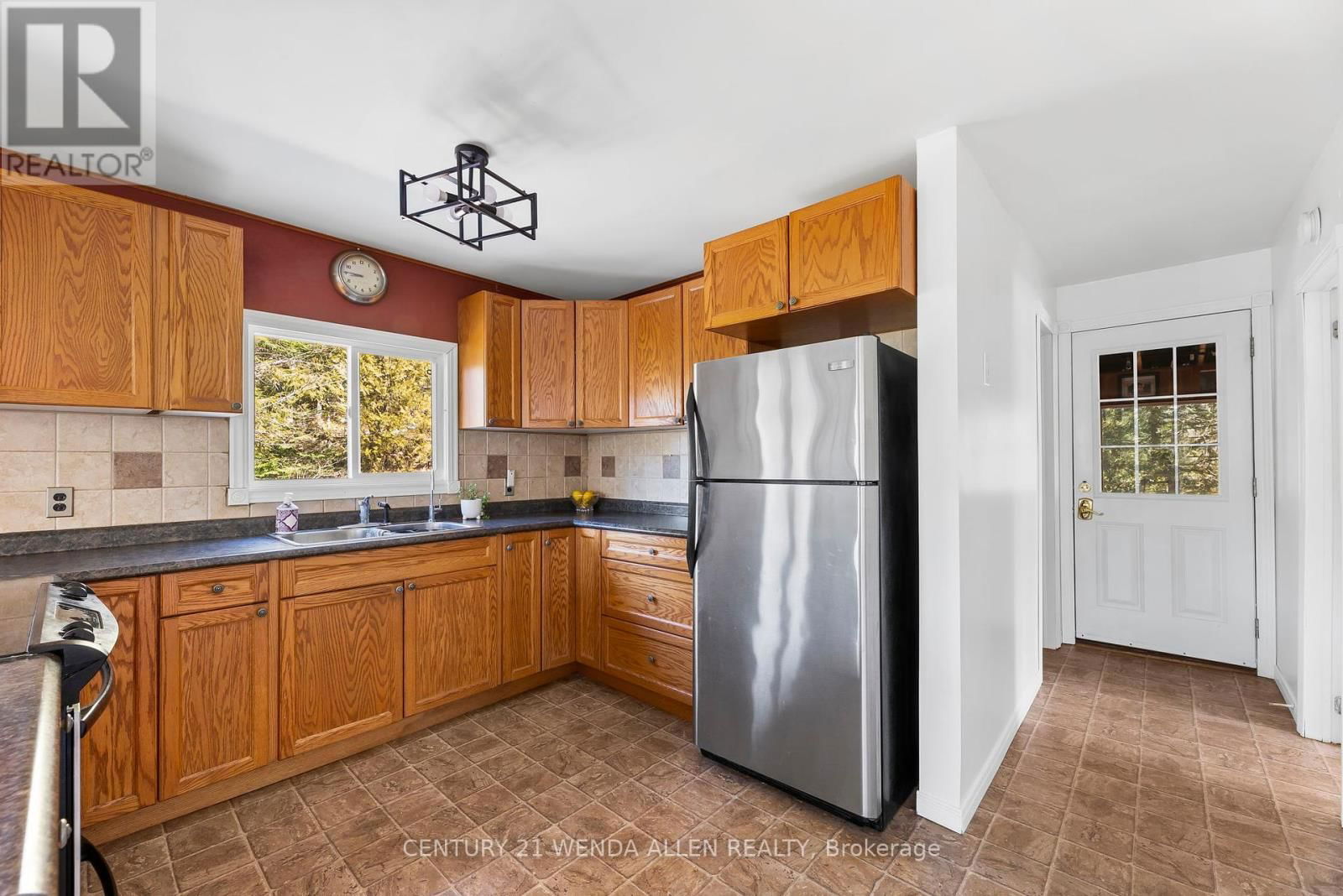 34C BENTLEY LAKE PLACE Image 13