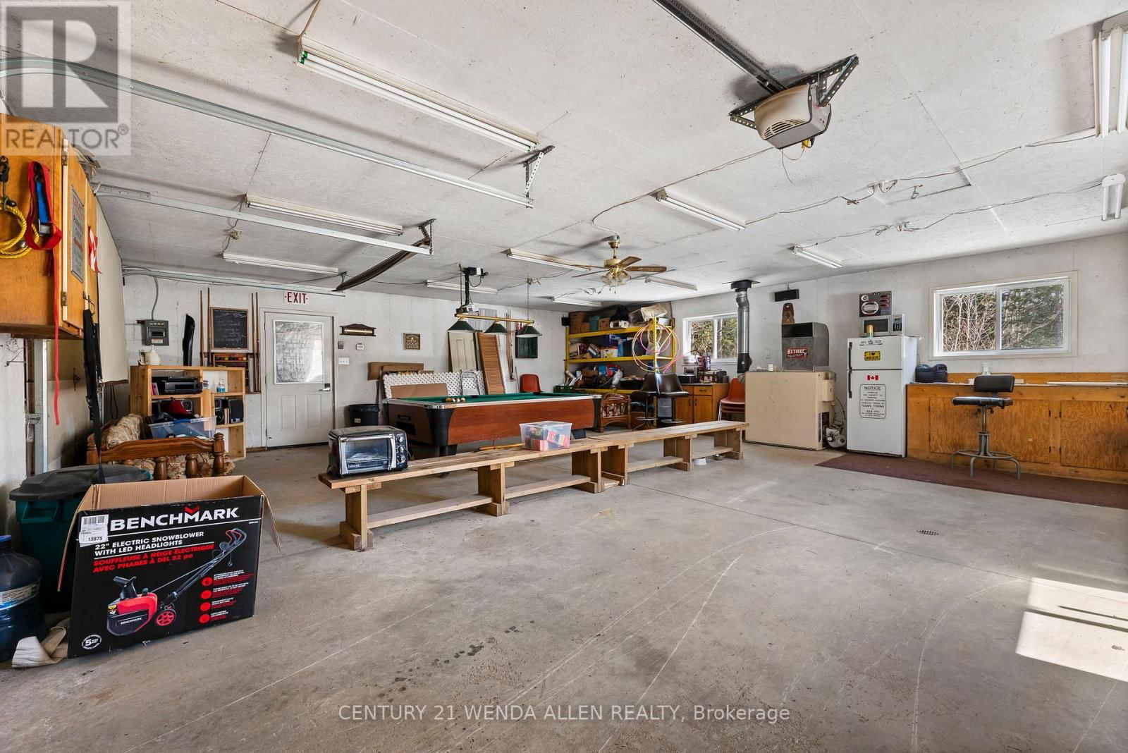 34C BENTLEY LAKE PLACE Image 32