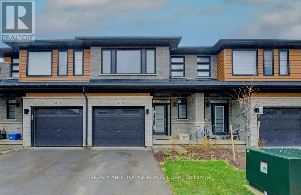 6 - 461 BLACKBURN DRIVE Image 1