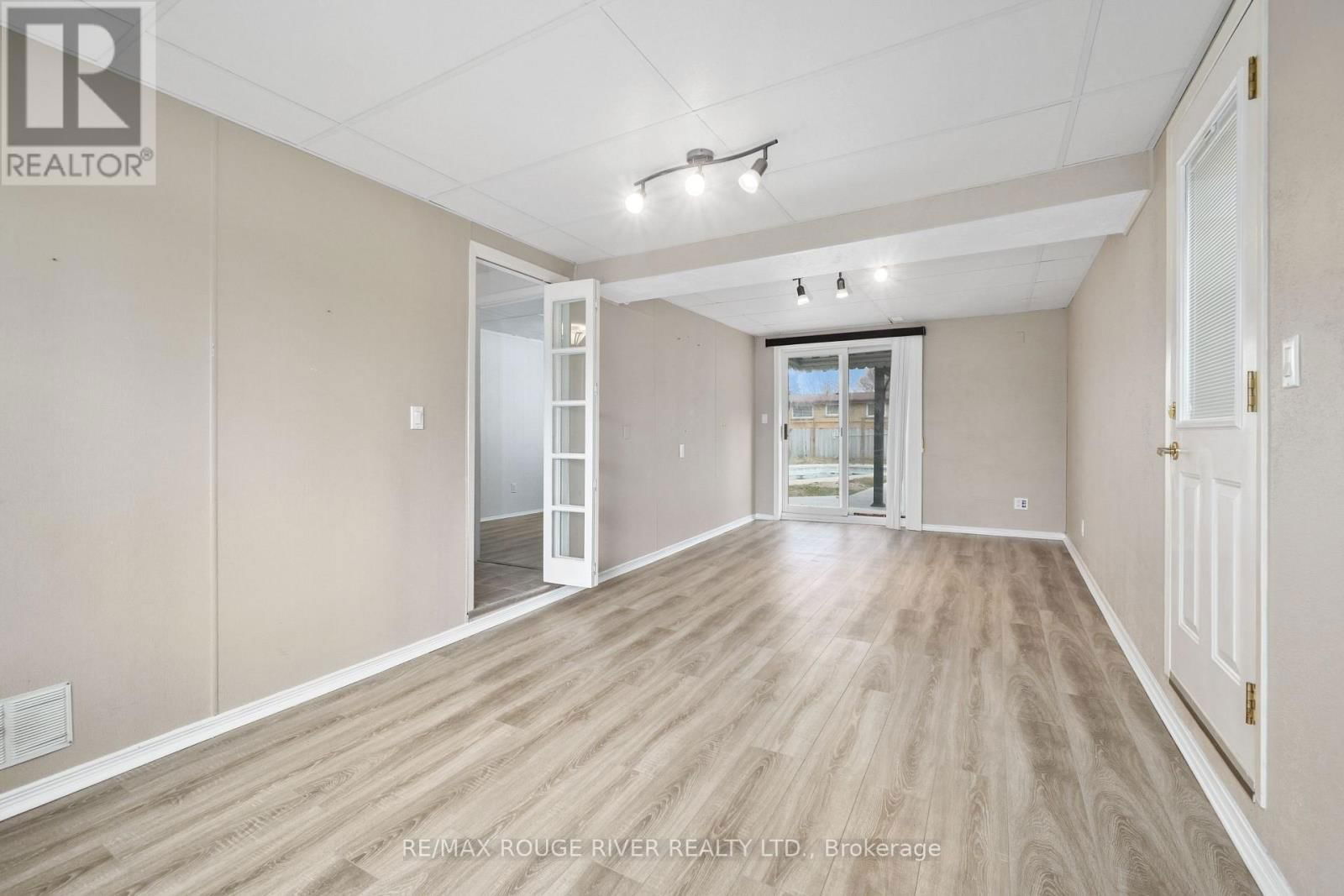 624 BAYFIELD COURT Image 17