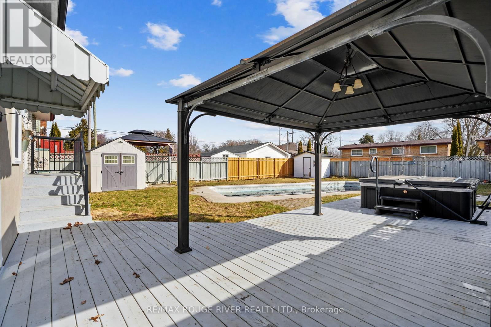 624 BAYFIELD COURT Image 36