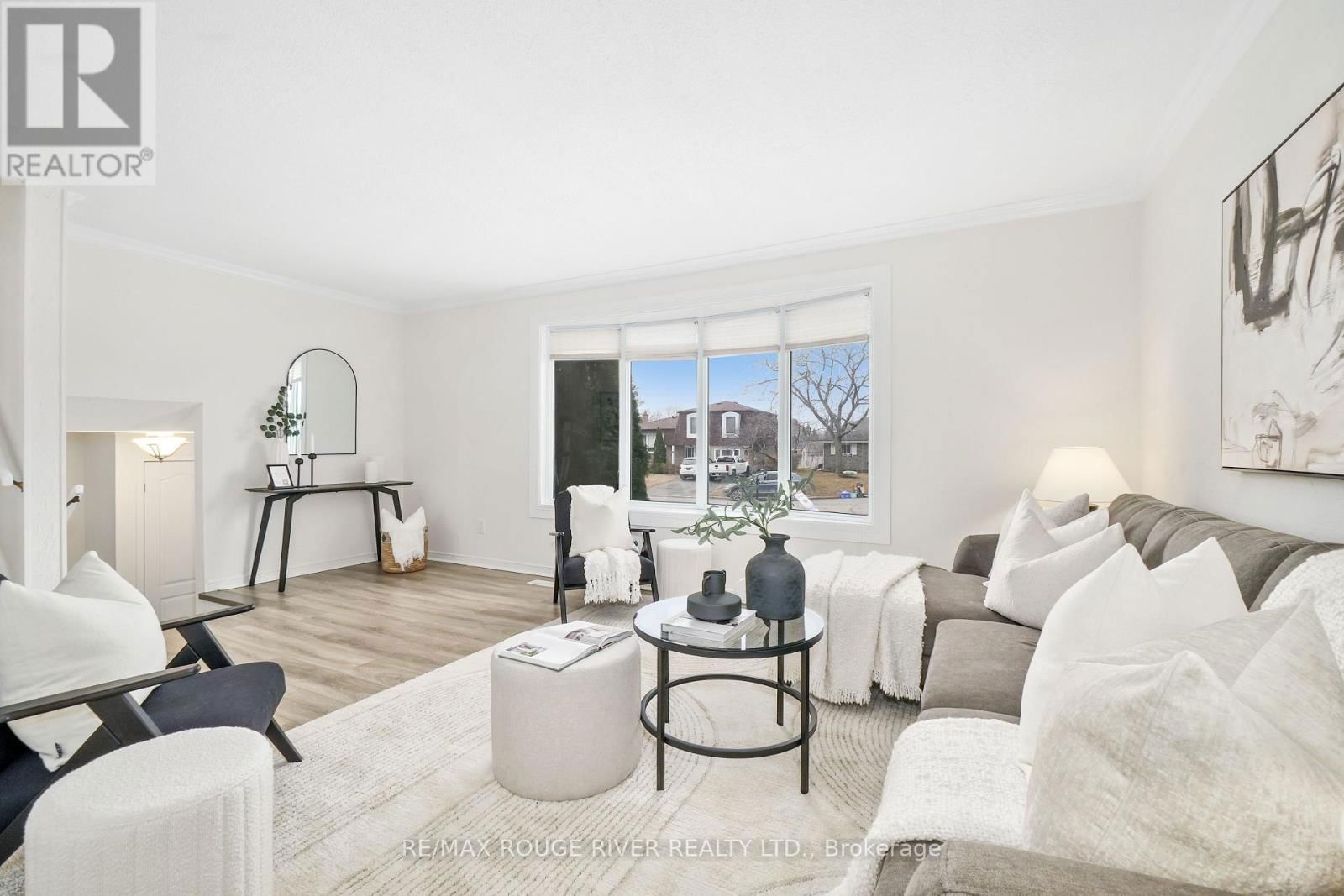 624 BAYFIELD COURT Image 9
