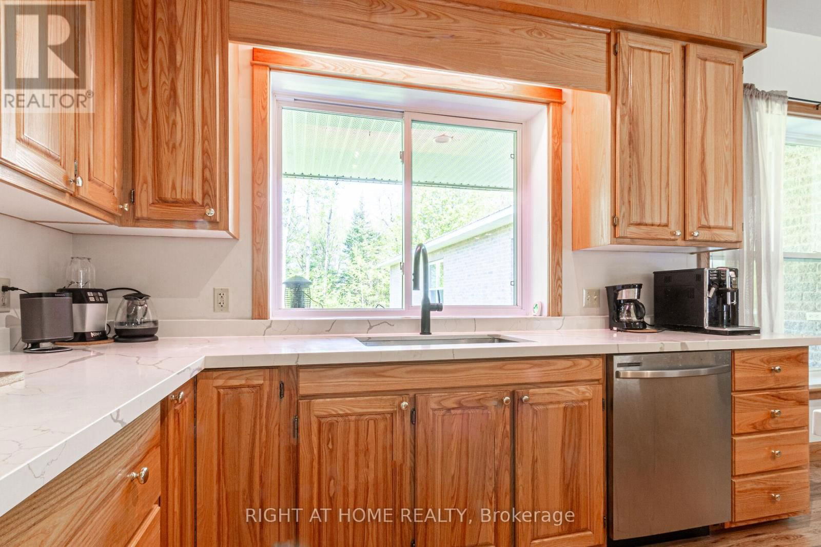 146 OKE DRIVE Image 14