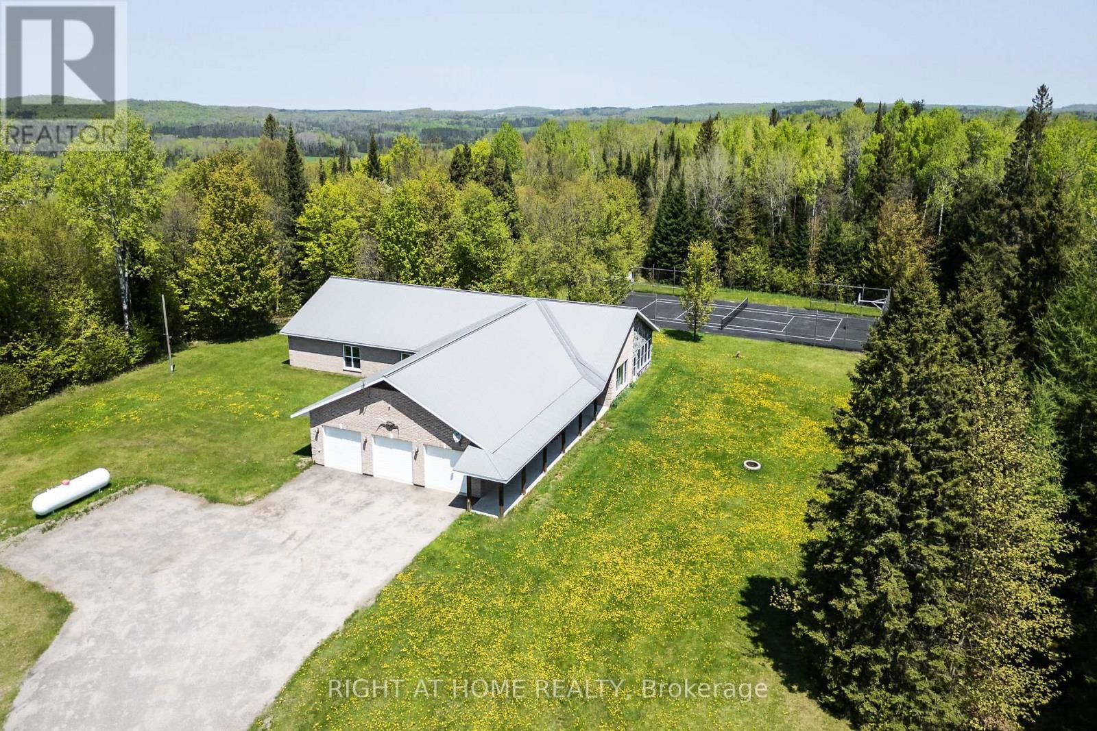146 OKE DRIVE Image 2