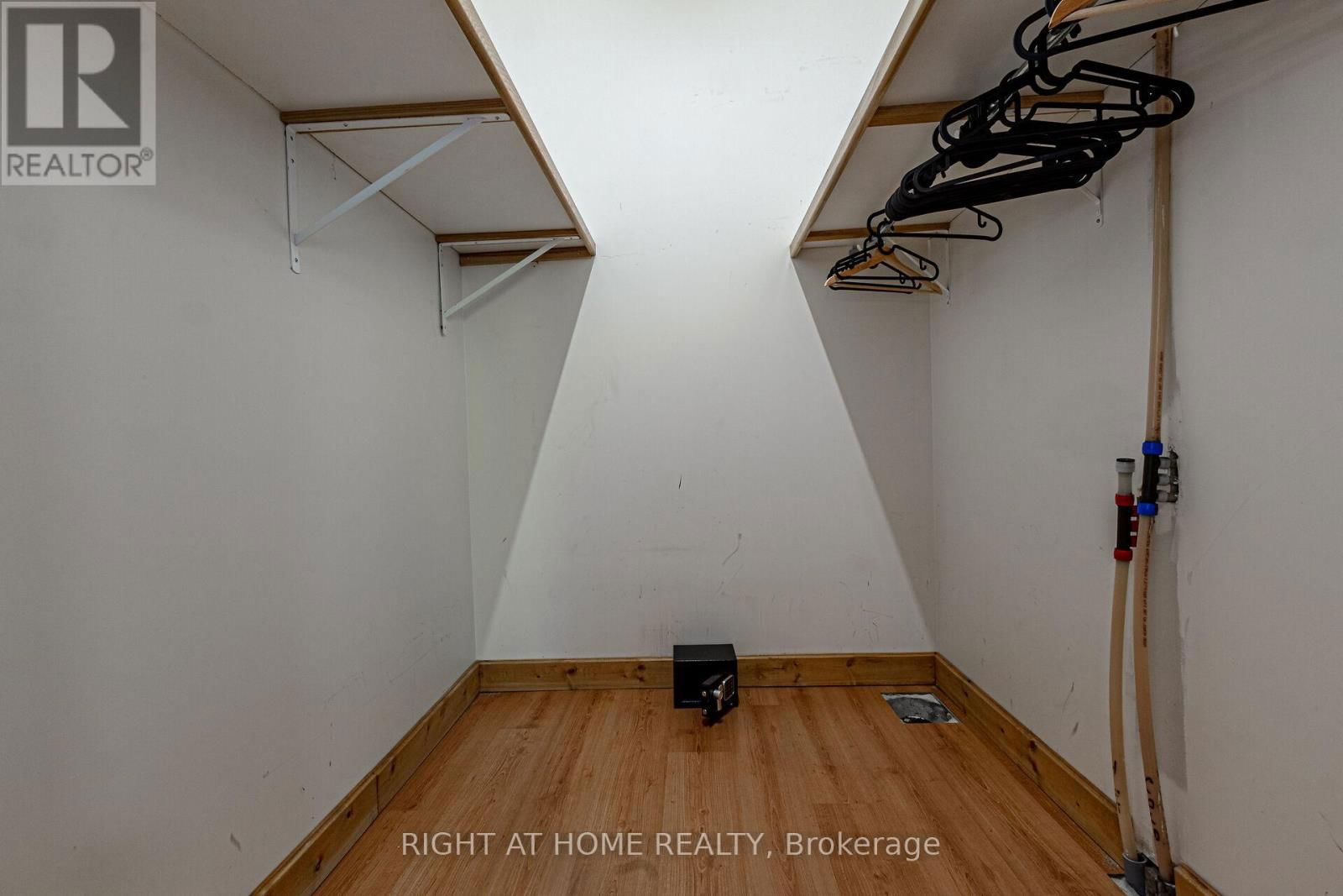 146 OKE DRIVE Image 24
