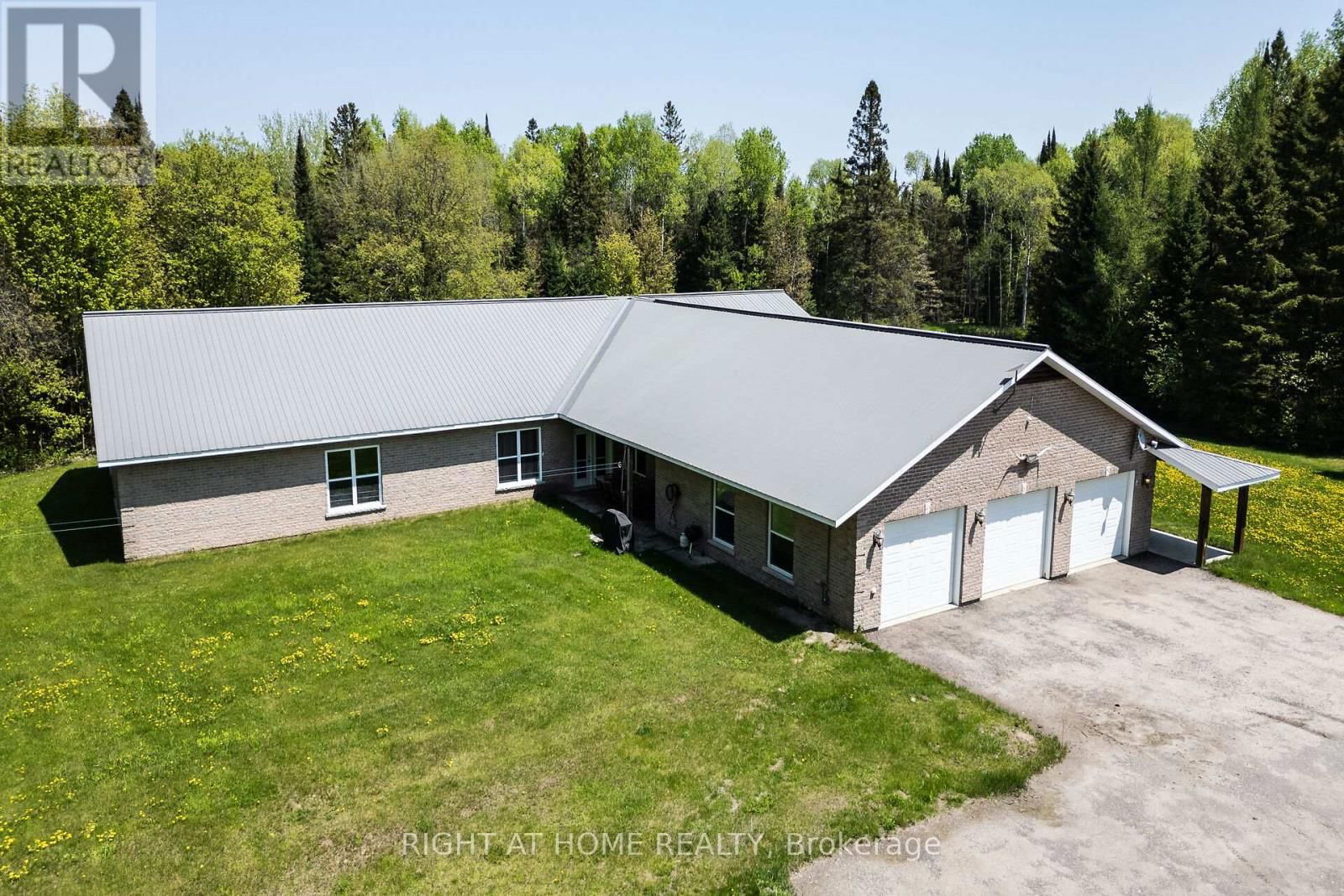 146 OKE DRIVE Image 40