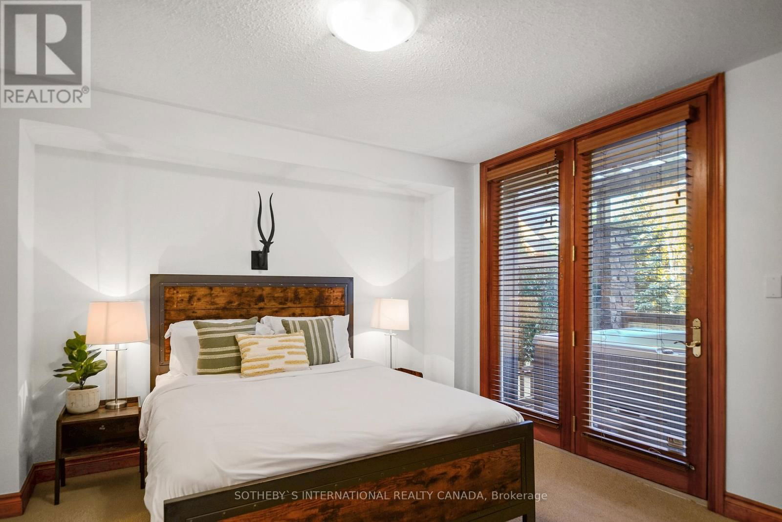 32 - 214 BLUESKI GEORGE CRESCENT Image 11