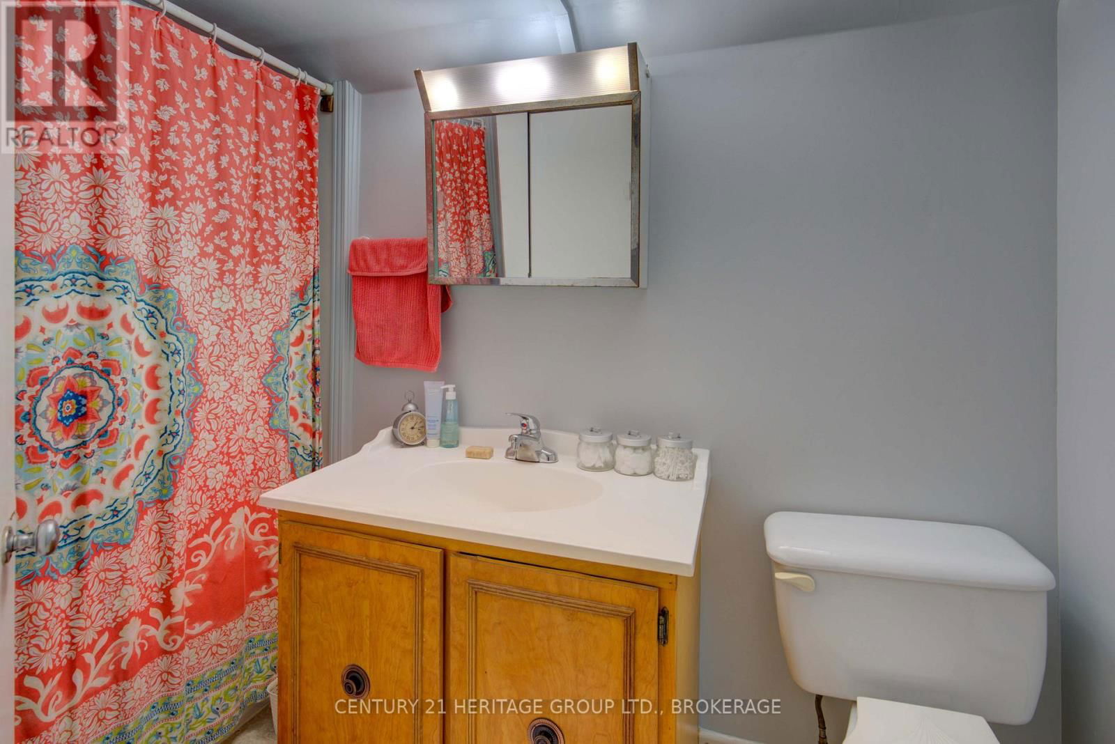 4503 PORTLAND AVENUE Image 16