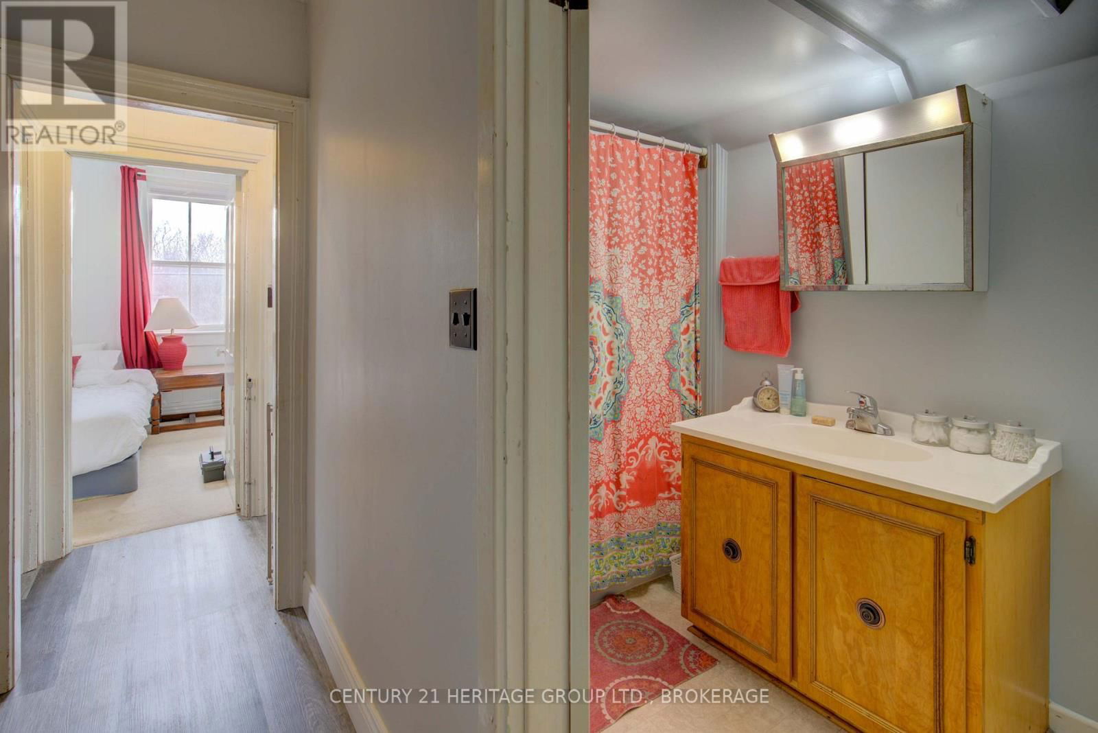 4503 PORTLAND AVENUE Image 17