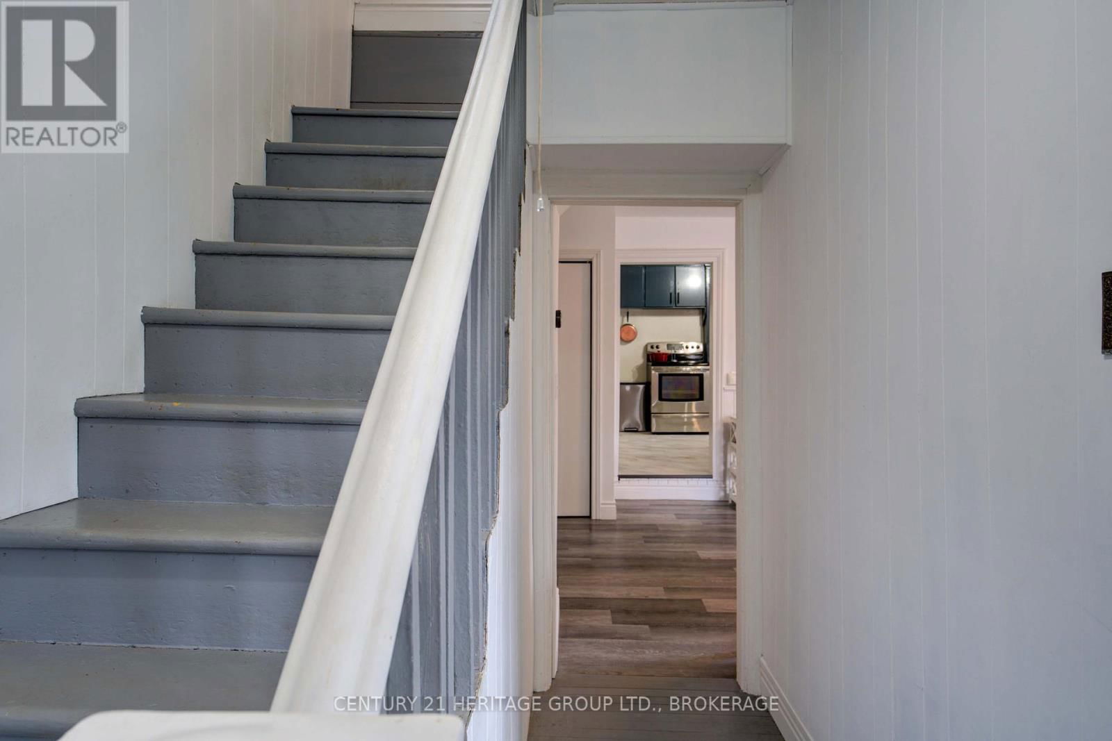 4503 PORTLAND AVENUE Image 27