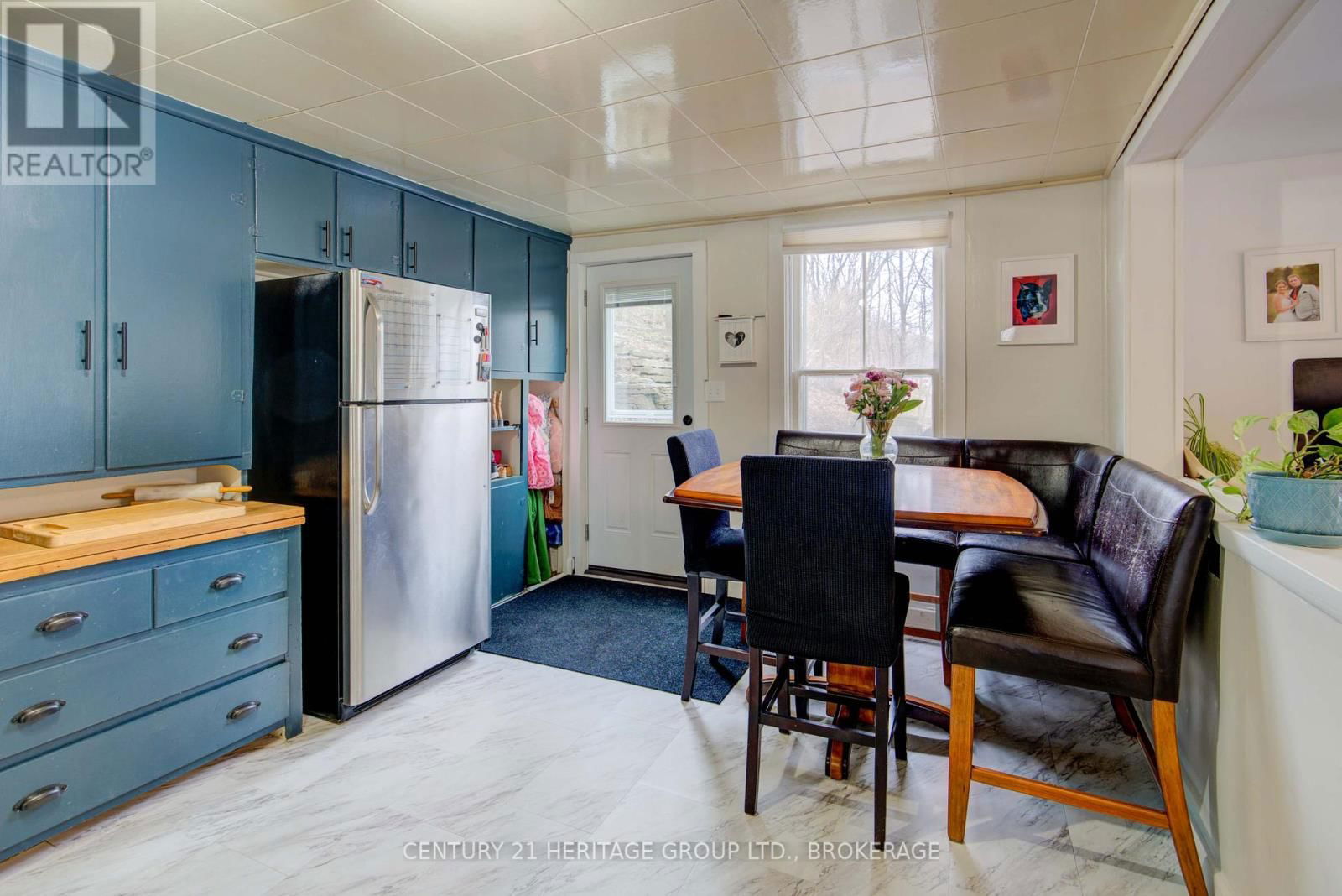 4503 PORTLAND AVENUE Image 32