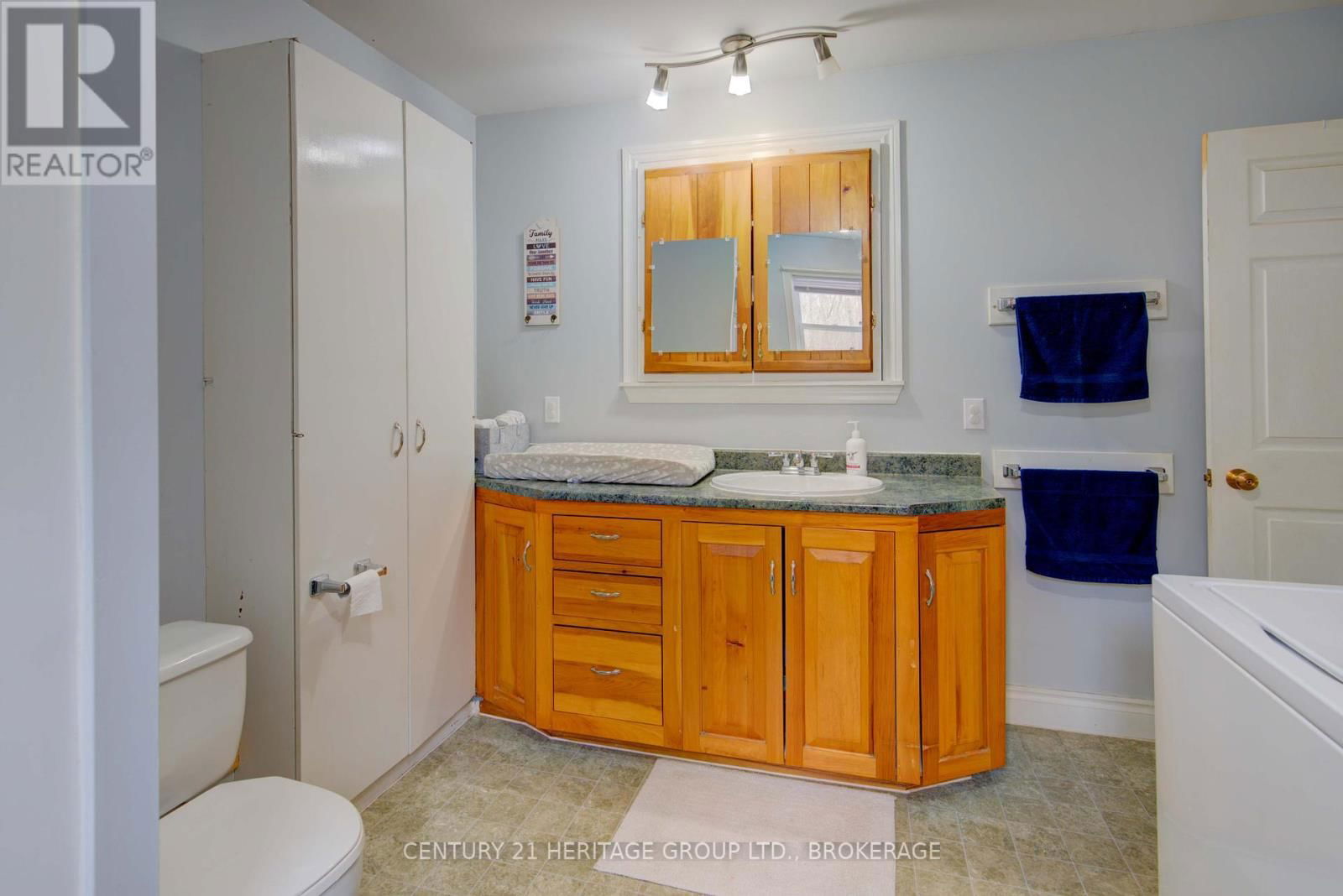 4503 PORTLAND AVENUE Image 45
