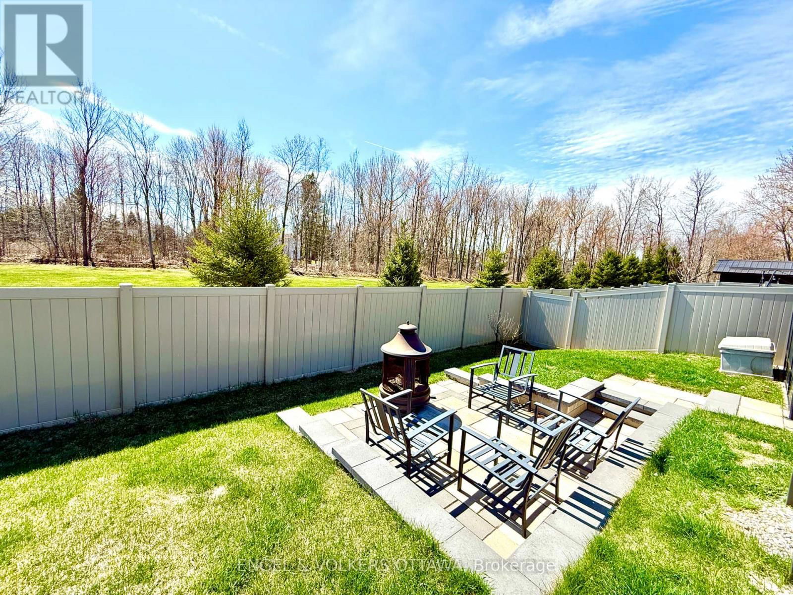 202 PIONEER ROAD Image 43