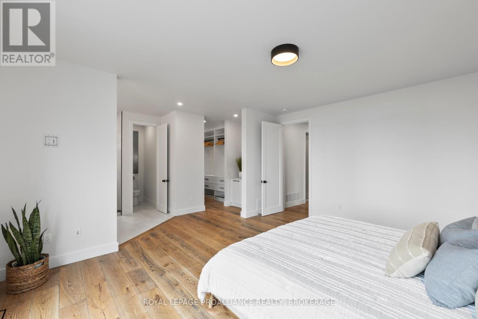 2872 BEACH NUT ROAD Image 24