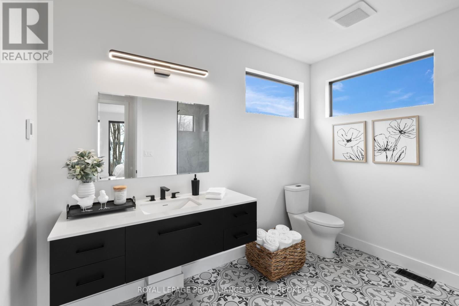 2872 BEACH NUT ROAD Image 33