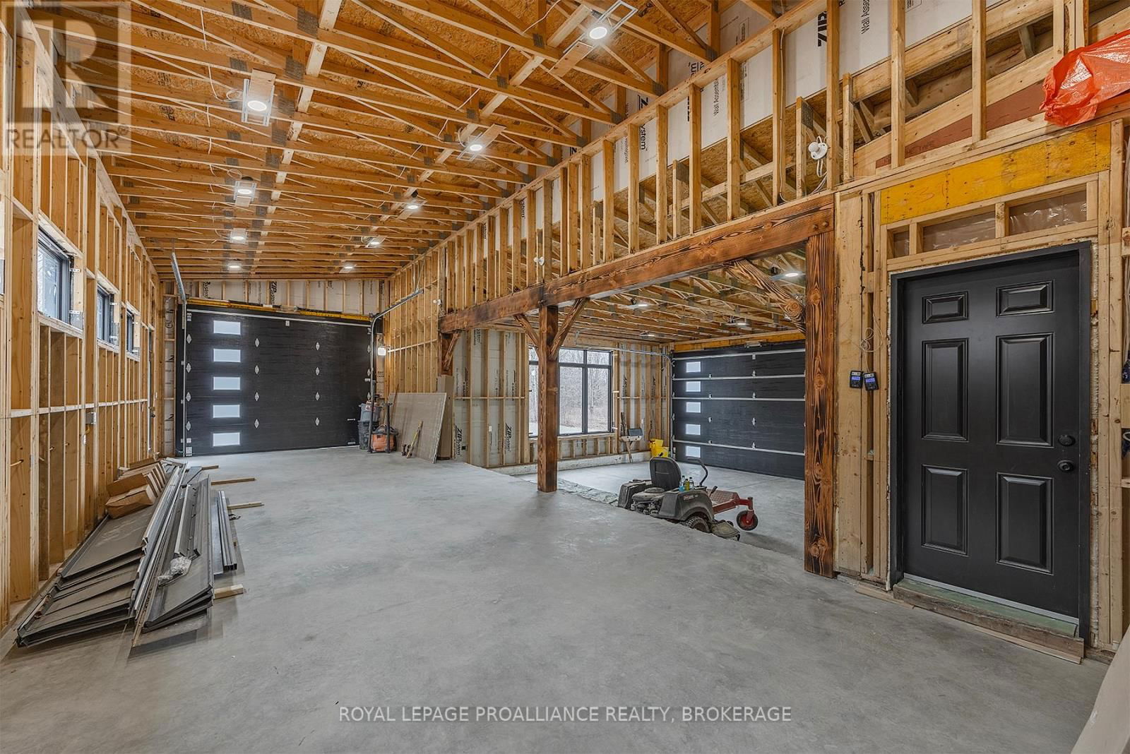 2872 BEACH NUT ROAD Image 43