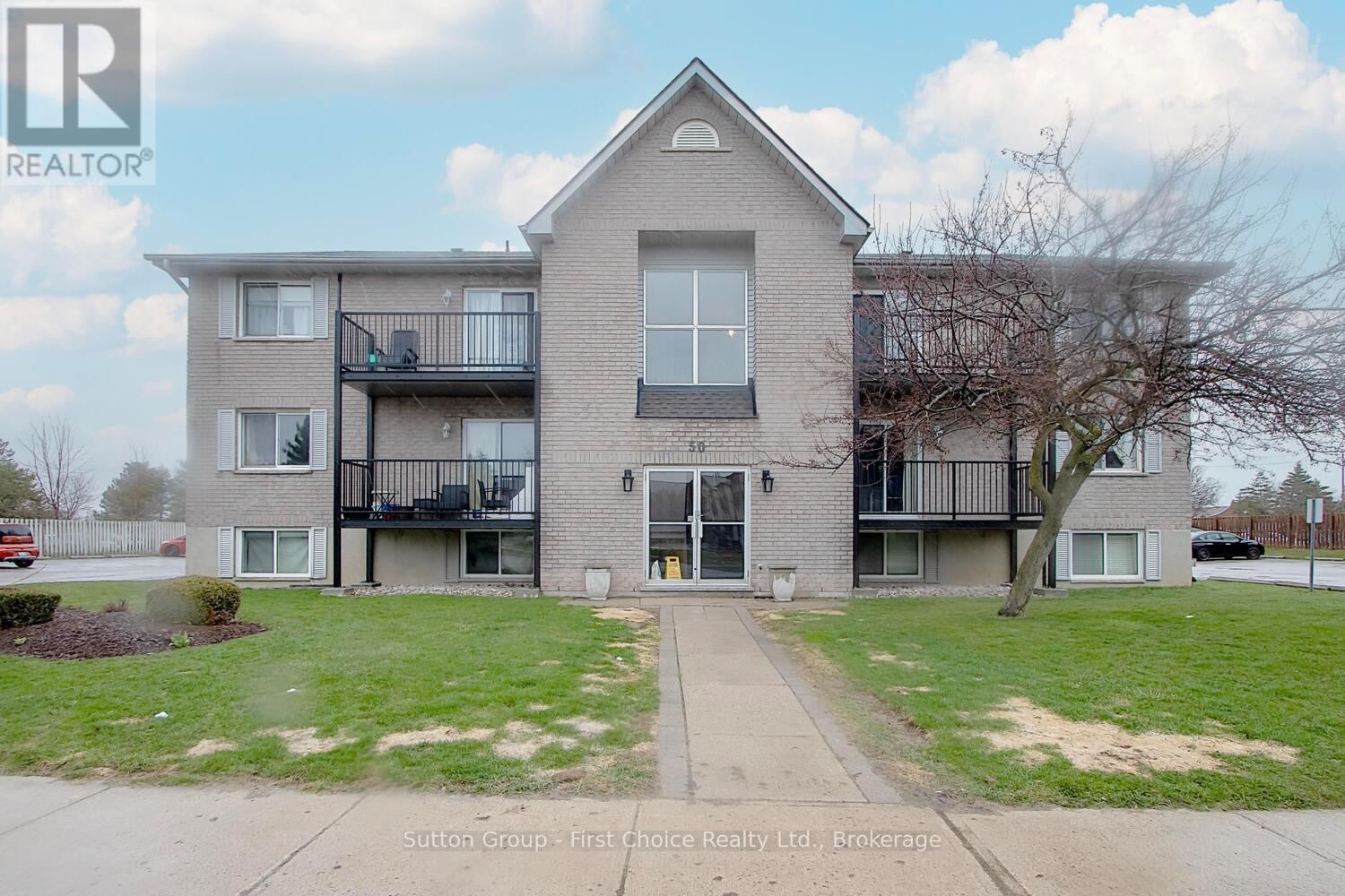 110 - 50 CAMPBELL COURT NORTH Image 1