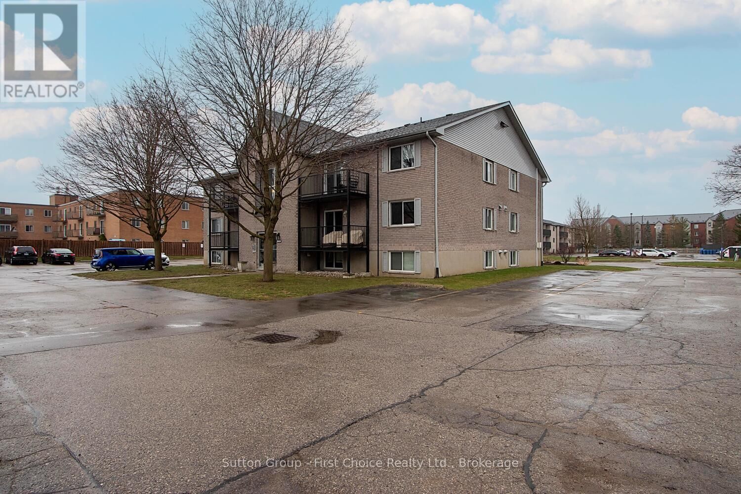 110 - 50 CAMPBELL COURT NORTH Image 12
