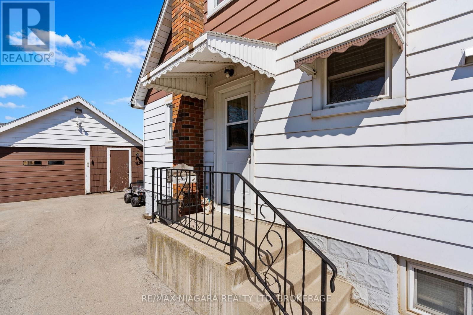 201 KNOLL STREET Image 19