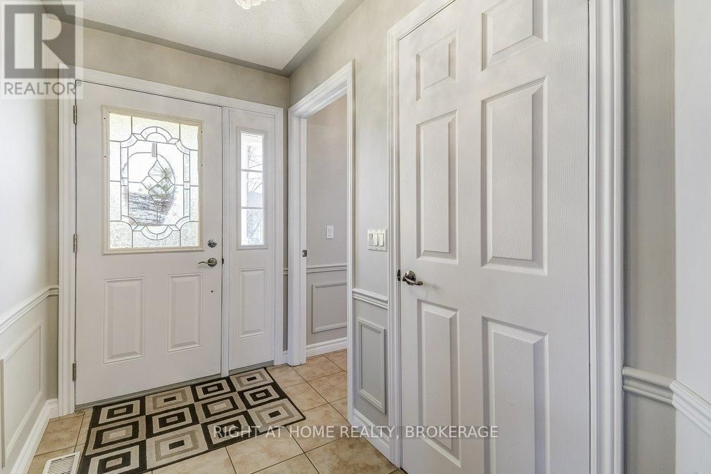 156 GRACEHILL CRESCENT Image 4