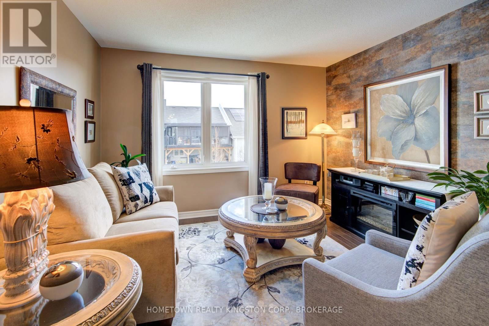 480 COUNTRY CLUB DRIVE Image 13