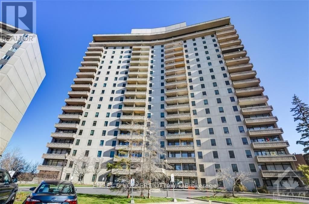 2301 - 400 STEWART STREET Image 1