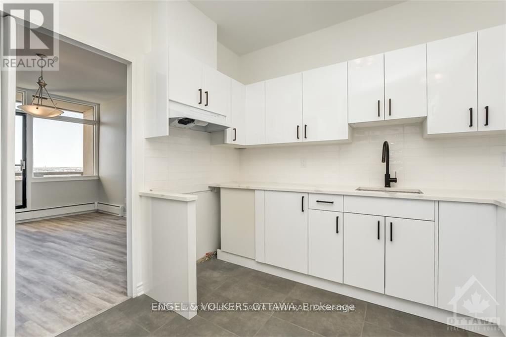 2301 - 400 STEWART STREET Image 12