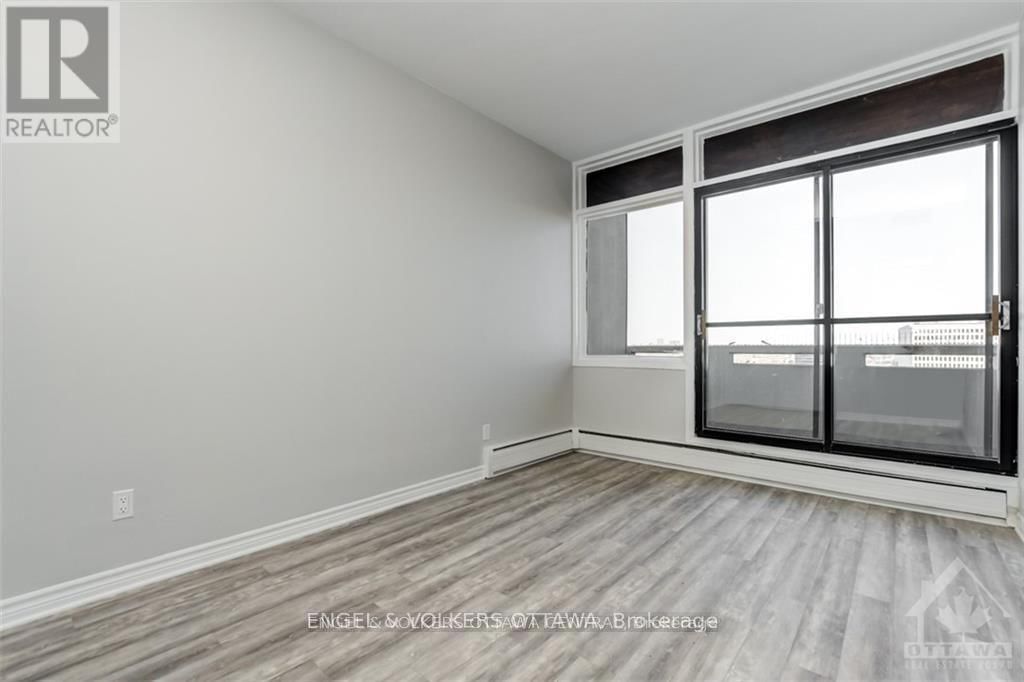 2301 - 400 STEWART STREET Image 21