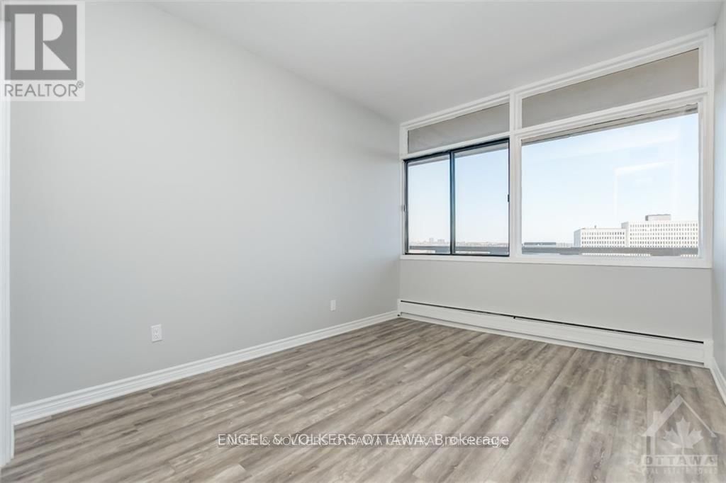 2301 - 400 STEWART STREET Image 23