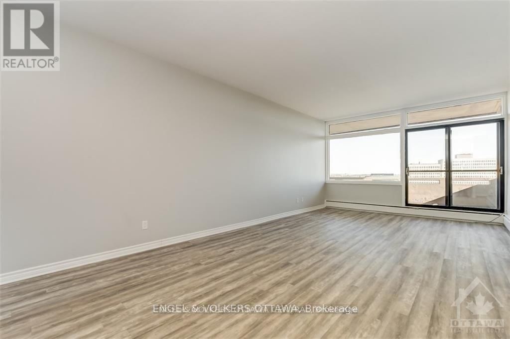 2301 - 400 STEWART STREET Image 5