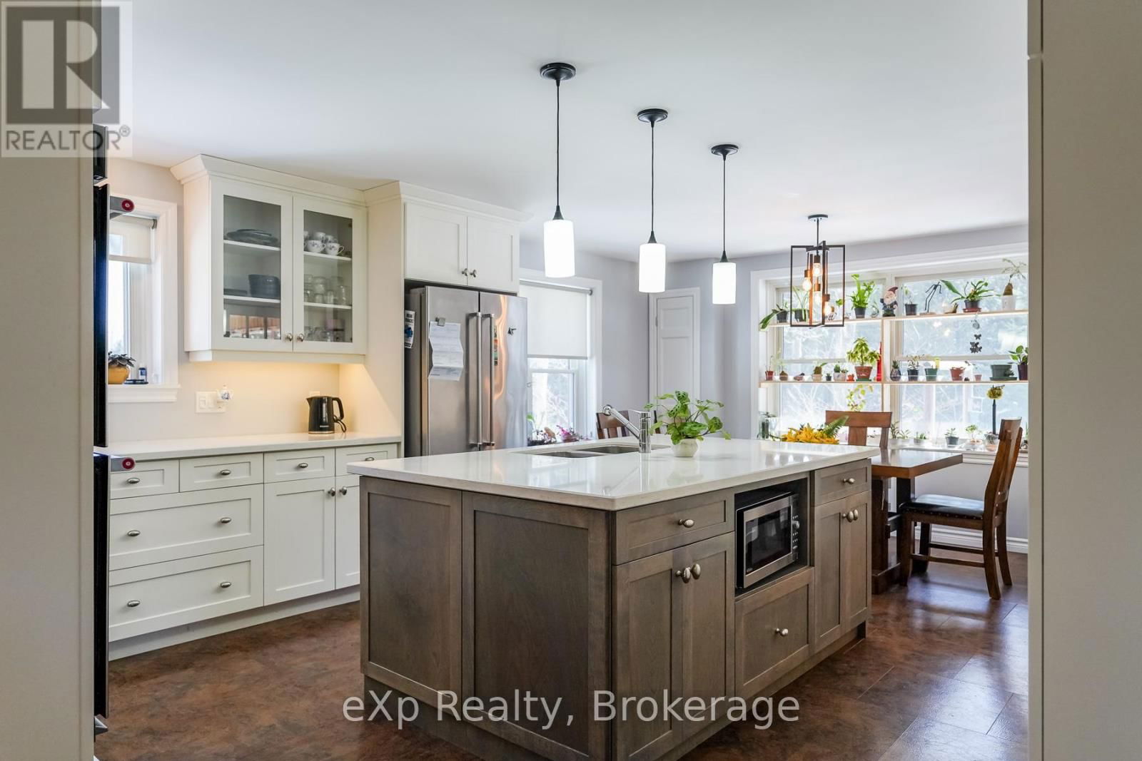 1483 HIGHWAY 6 Image 14