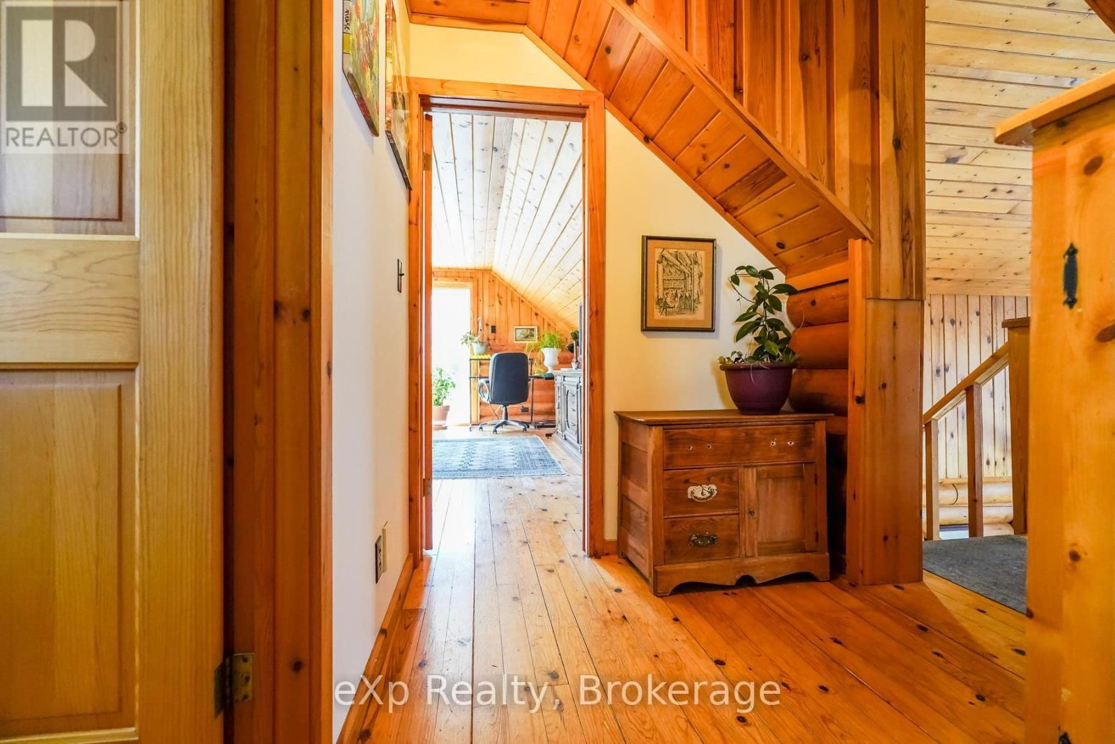 1483 HIGHWAY 6 Image 21