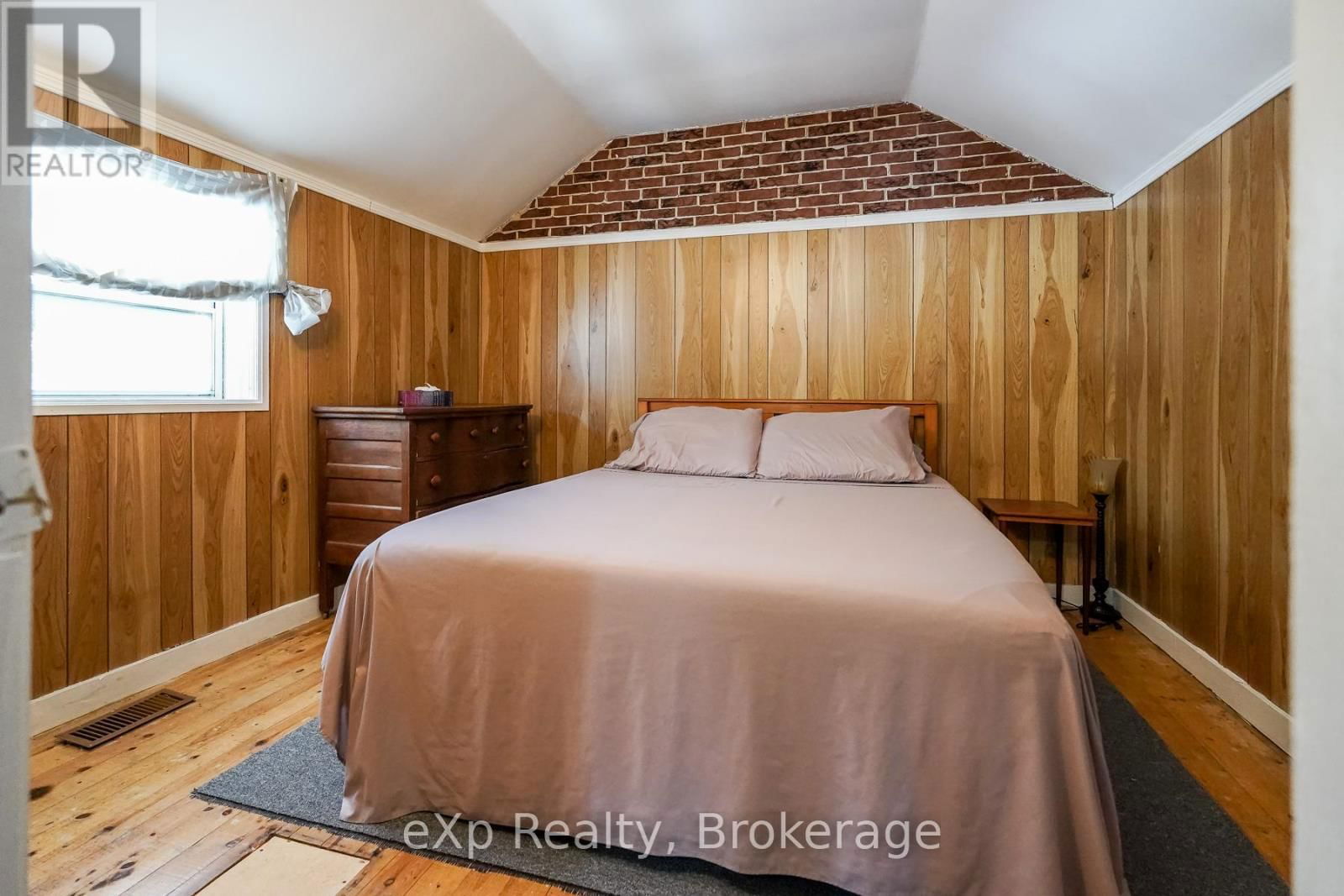 1483 HIGHWAY 6 Image 38