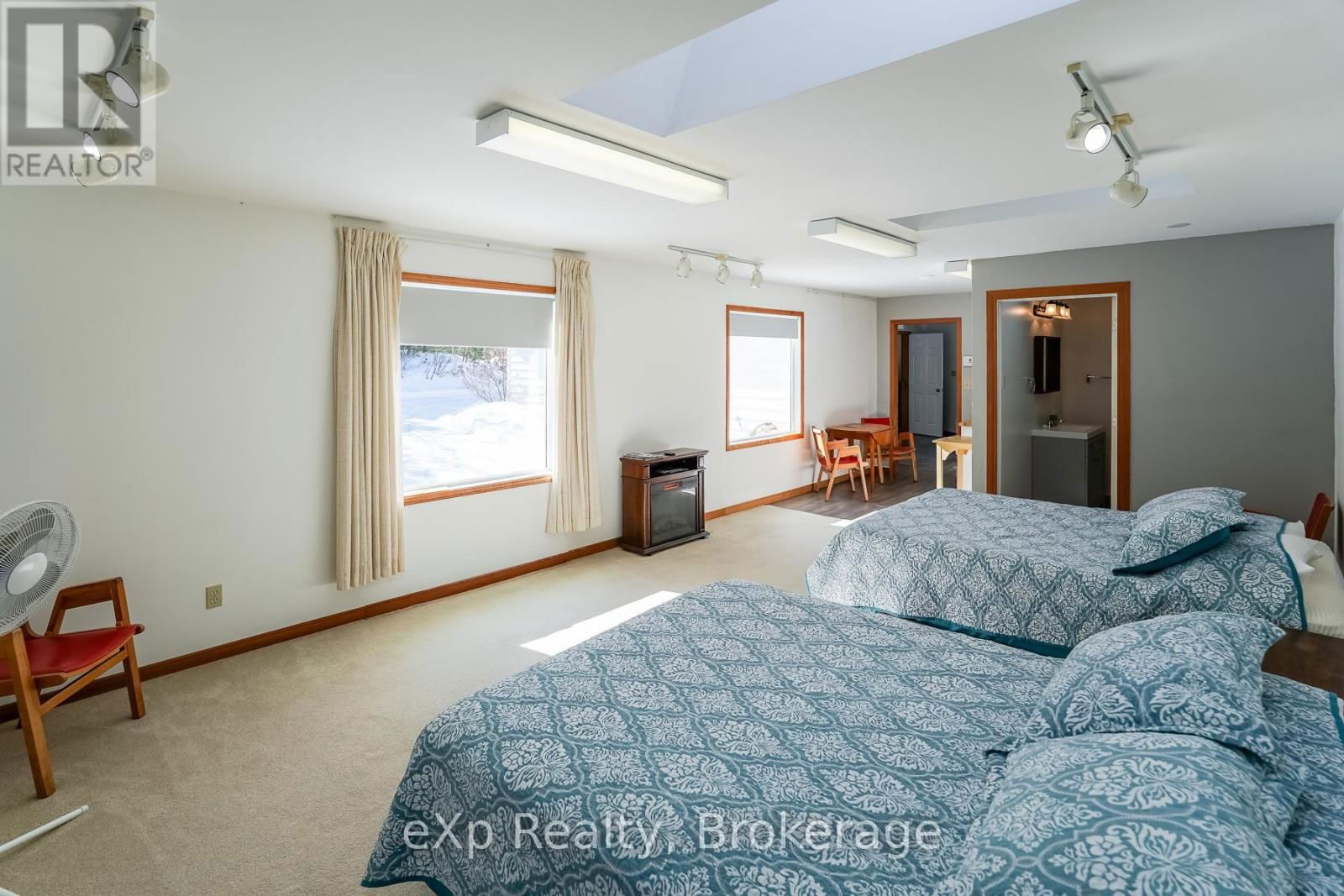 1483 HIGHWAY 6 Image 47