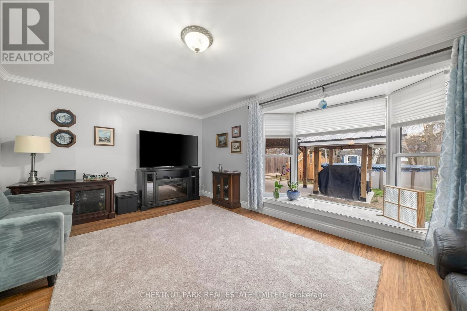 31 LAKE STREET Image 14