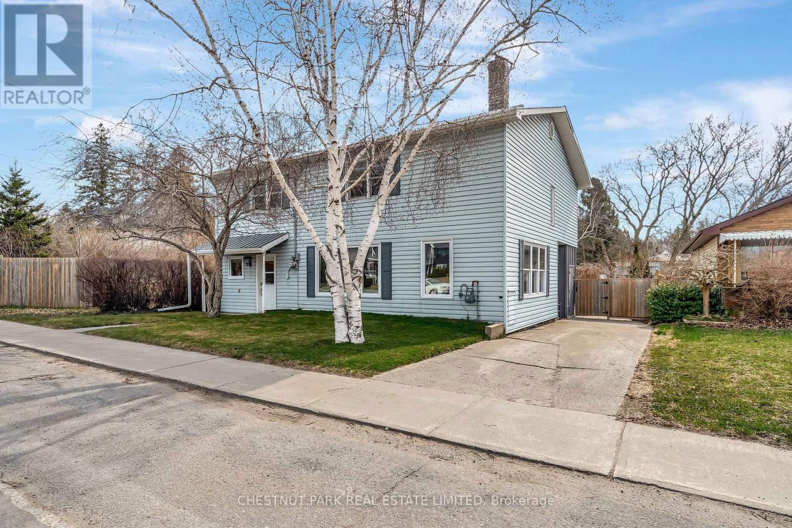 31 LAKE STREET Image 2