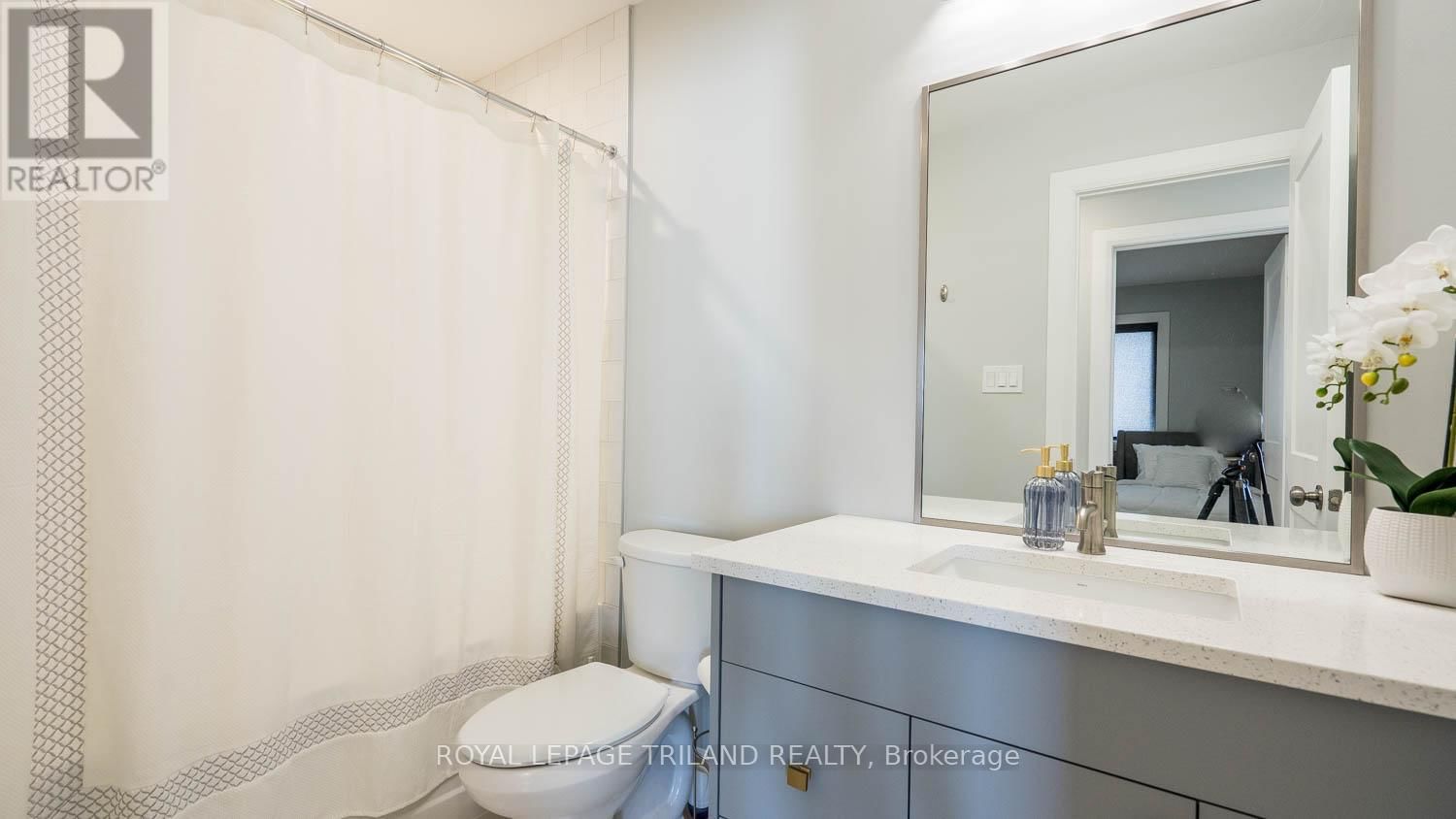 132 ASPEN CIRCLE Image 31