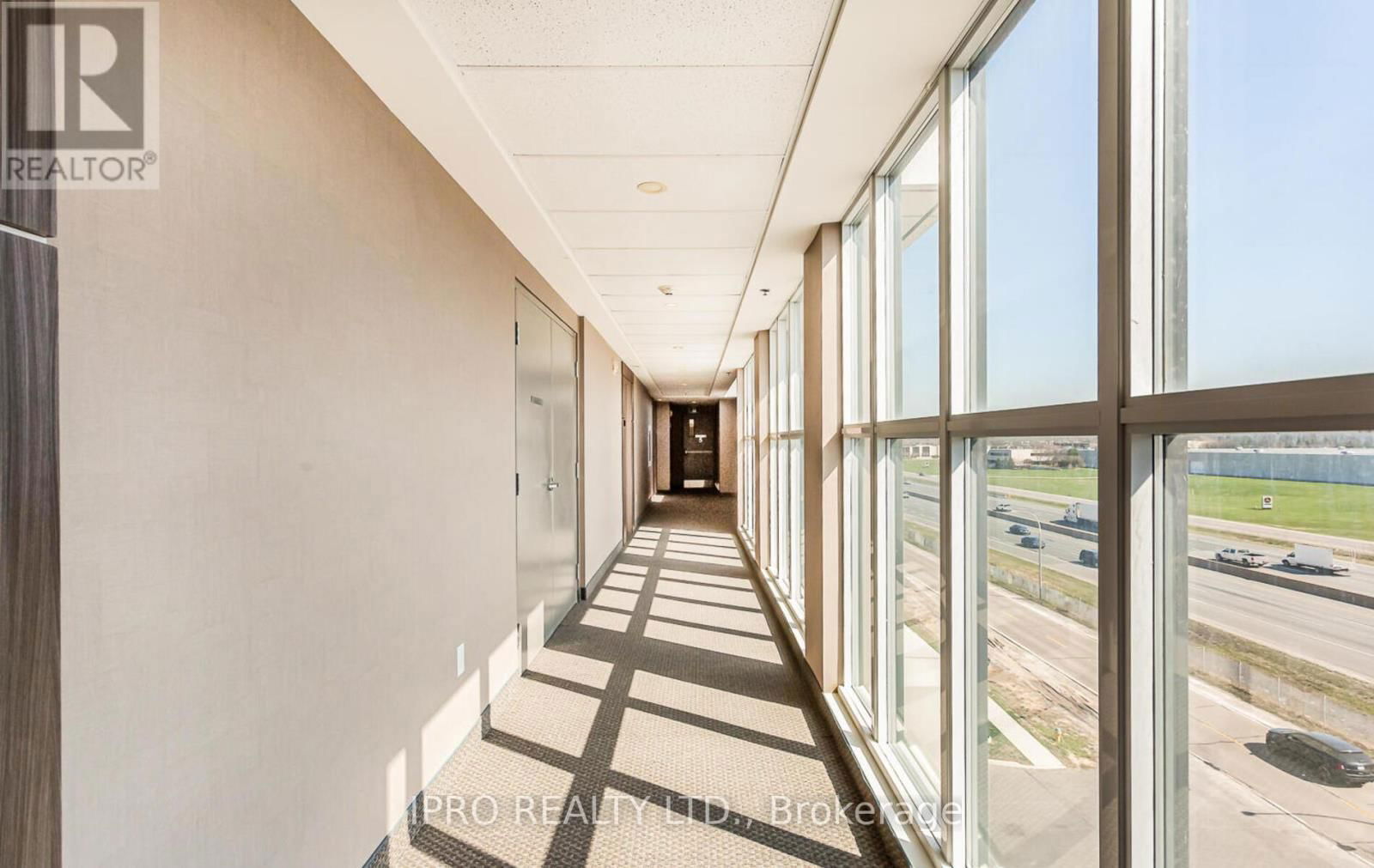 511 - 560 NORTH SERVICE ROAD Image 7