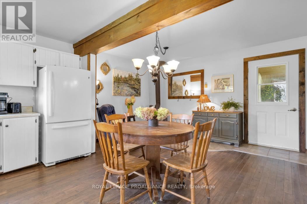 4388 HENDERSON ROAD Image 12