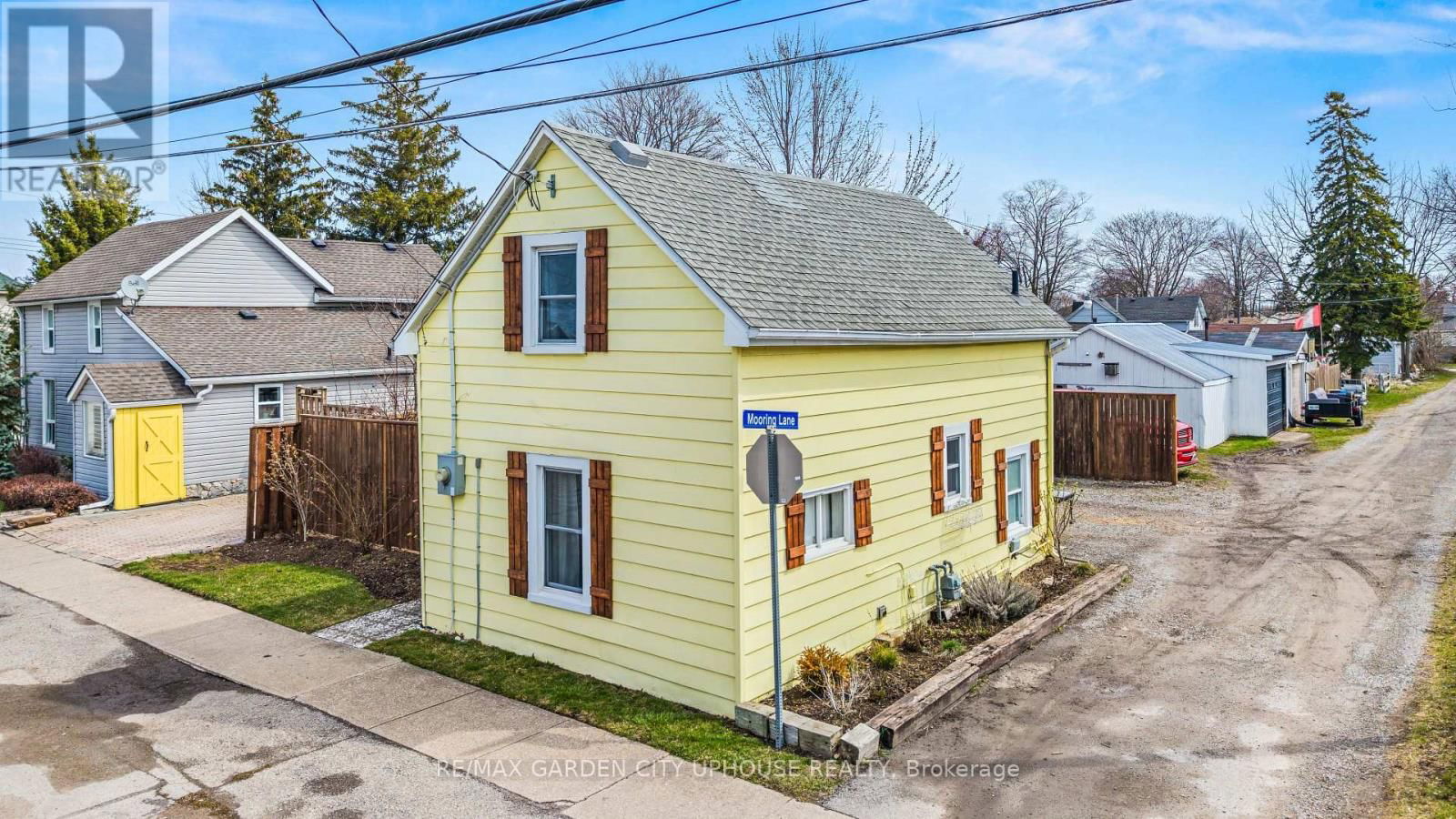 605 FIELDEN AVENUE Image 1