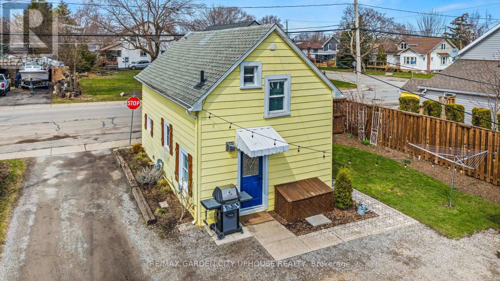 605 FIELDEN AVENUE Image 14