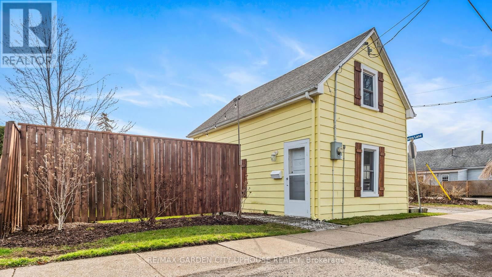 605 FIELDEN AVENUE Image 2