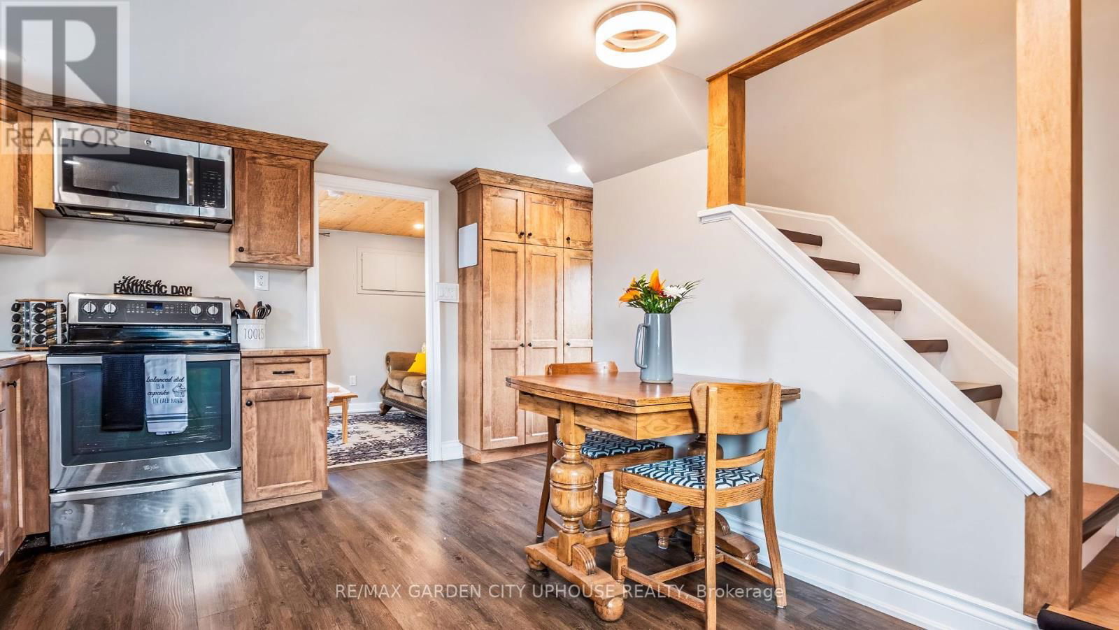 605 FIELDEN AVENUE Image 7