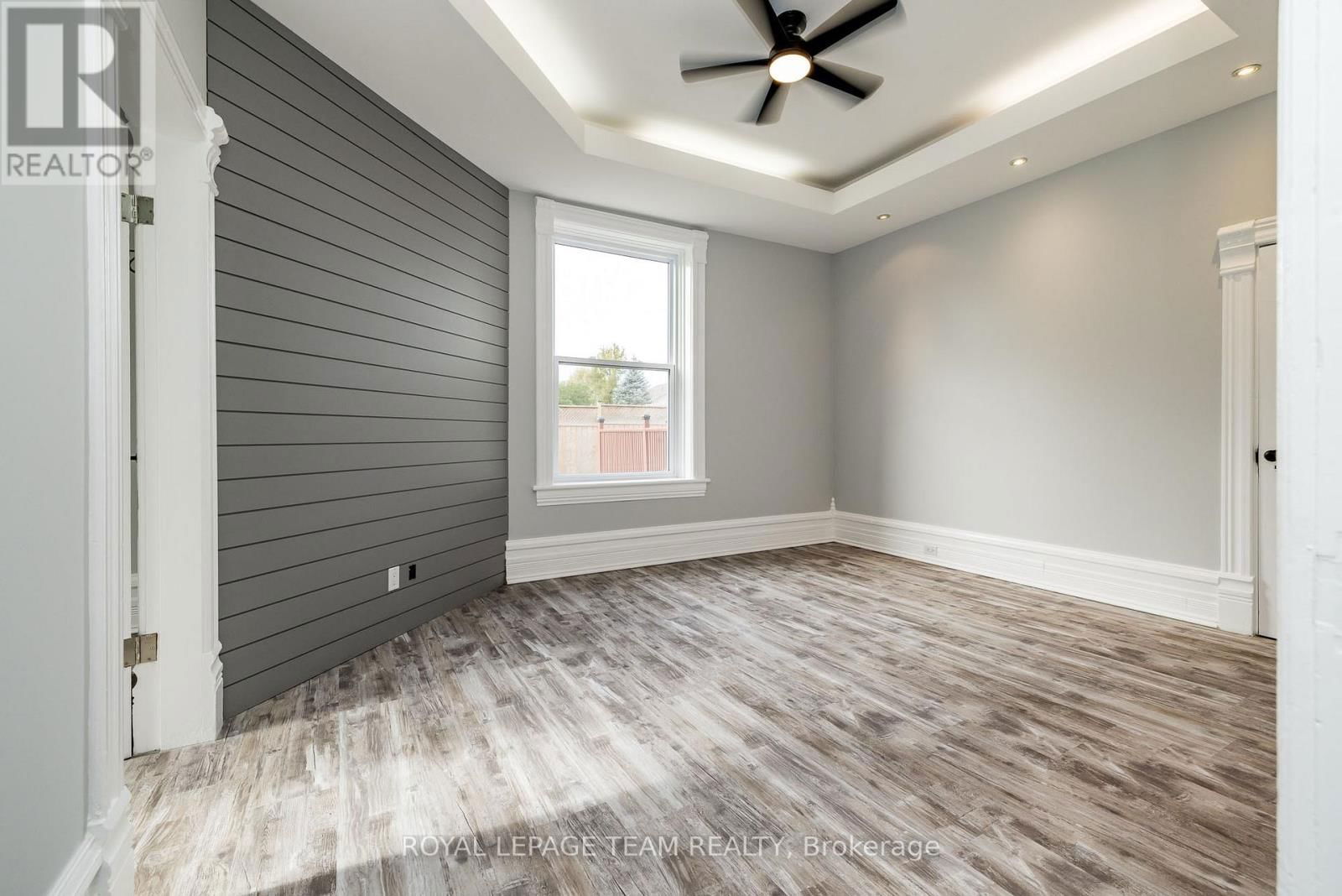 294 DUMBRILLE STREET Image 17