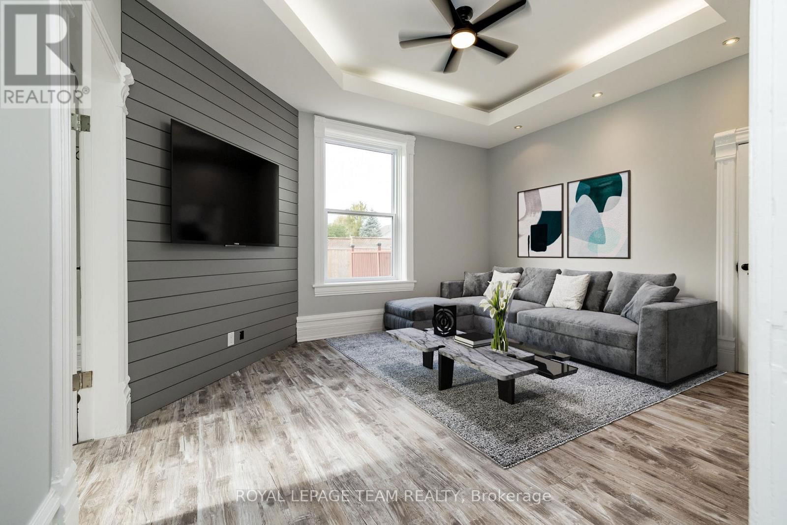 294 DUMBRILLE STREET Image 18