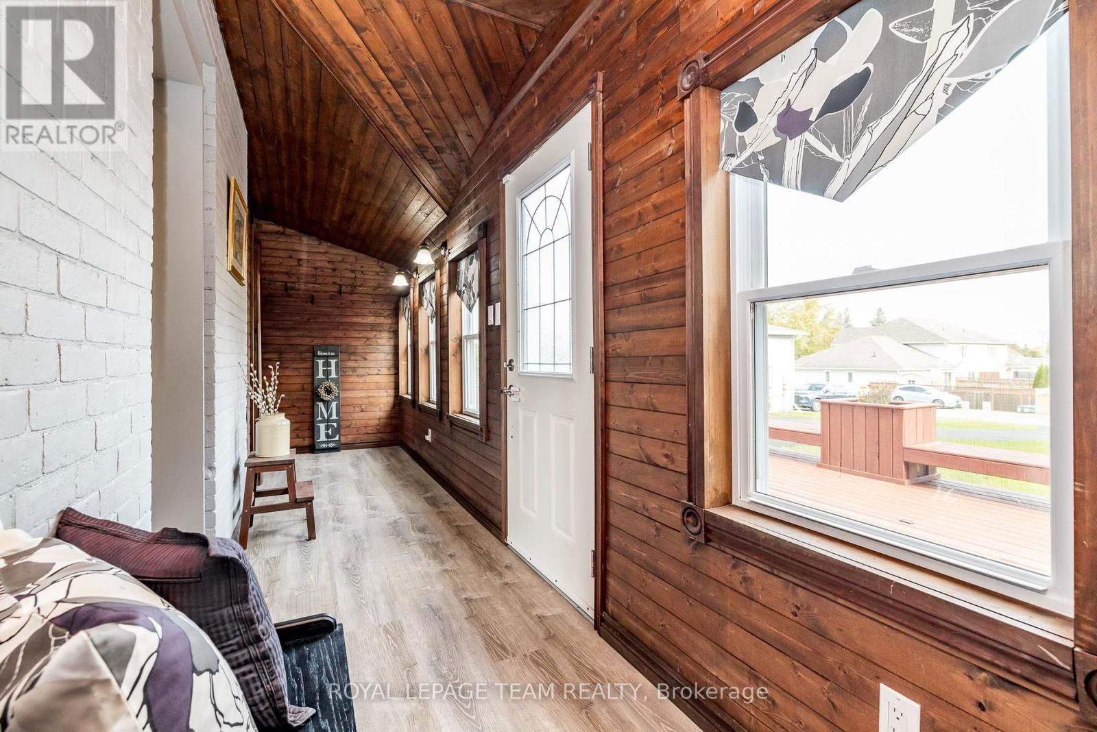 294 DUMBRILLE STREET Image 3