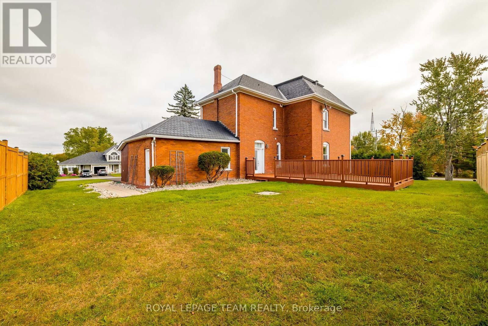 294 DUMBRILLE STREET Image 43